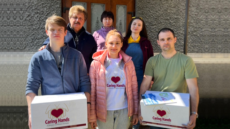 Gift guide gifts for a family in need