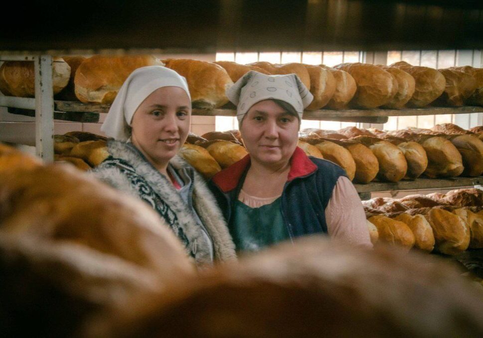 bread of life to help refugees Bread of life bakers
